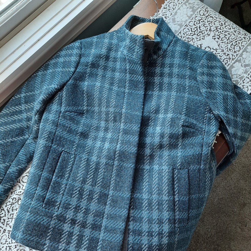 NWT Talbots wool blend plaid snap up jacket